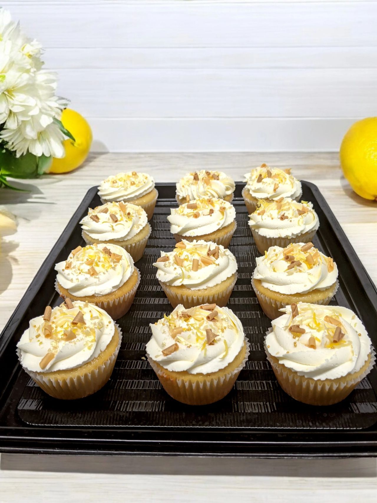 Lemon cupcake