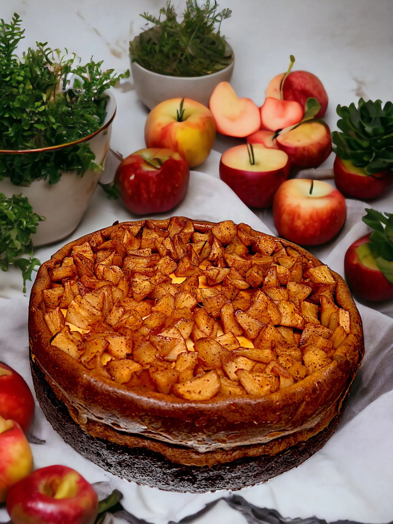 Apple cinnamon brownie cake